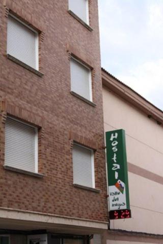 Hostal Valle Del Iregua Albelda De Iregua Zewnętrze zdjęcie